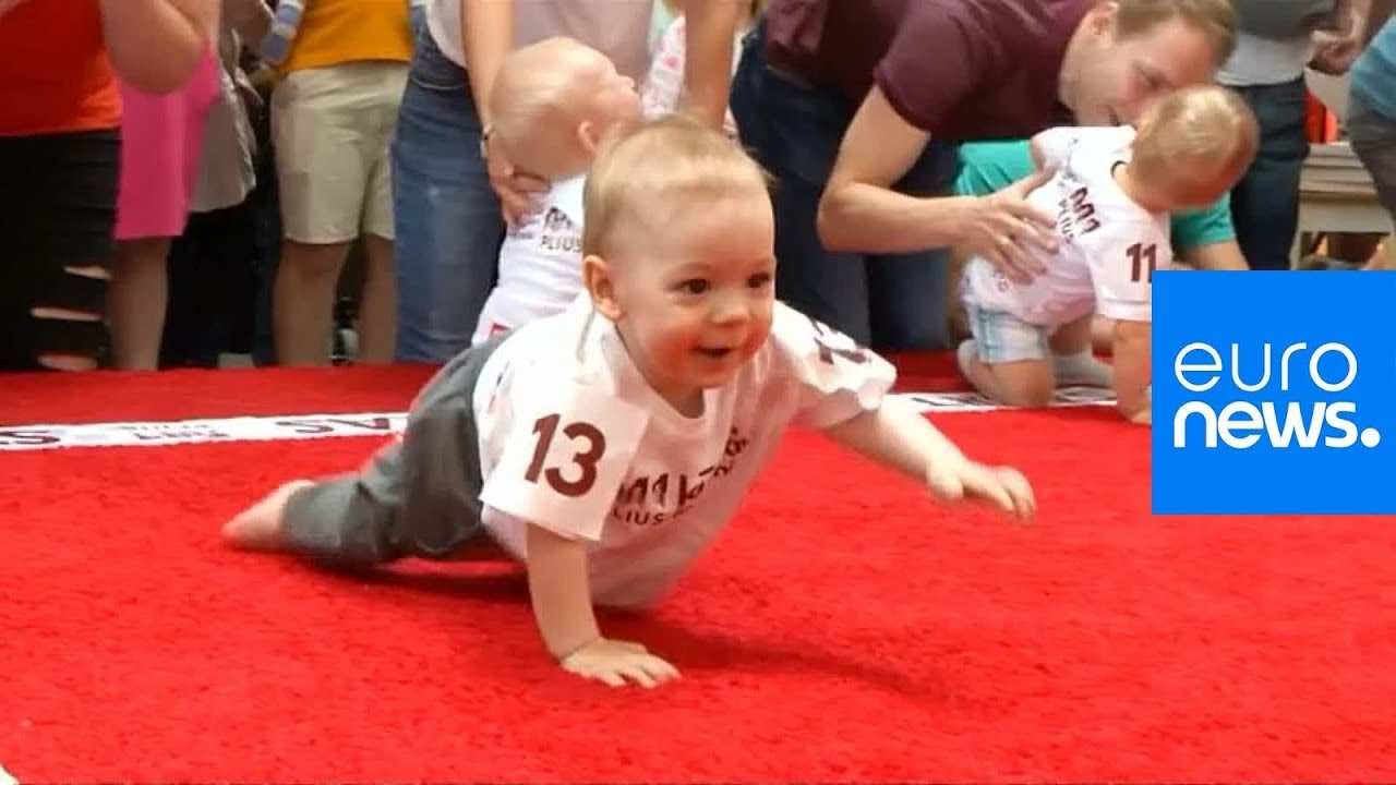 La course de bébés, une tradition lituanienne