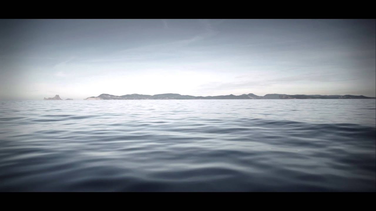 Oris Aquis Depth Gauge: Diving Reaches New Depths (2013)