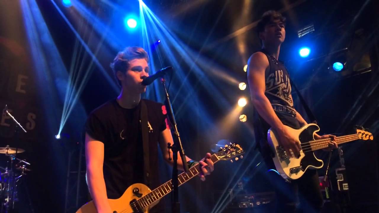 5 Seconds of Summer - Everything I Didn't Say live in LA