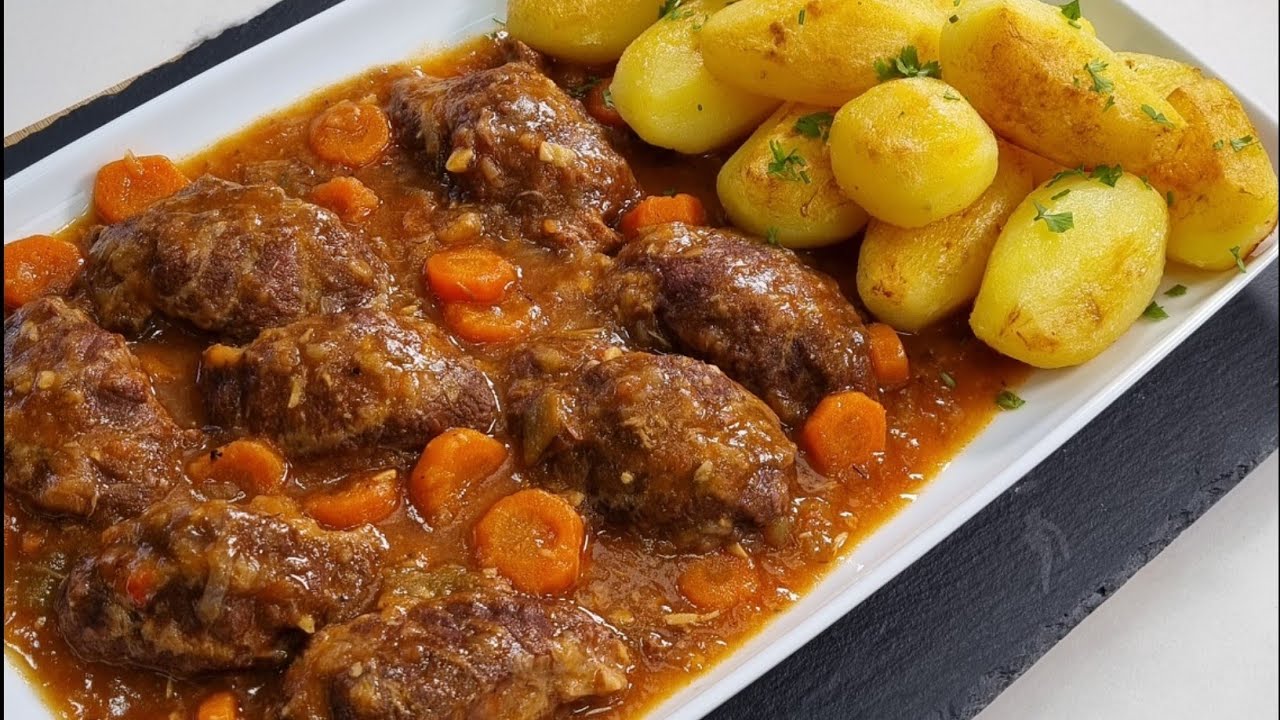 CARRILLERAS O CARRILLADAS EN SALSA ESPECIAL NAVIDAD, UNA CARNE MUY TIERNA Y ECONÓMICA