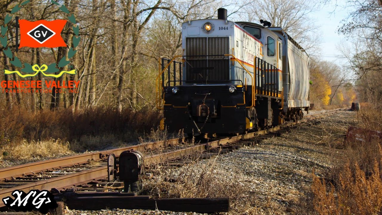 Alco Switcher Works the Old Lehigh Valley Main