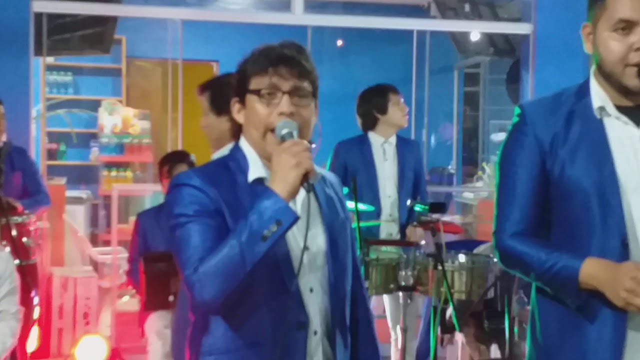 La Titular de Cesar Morales