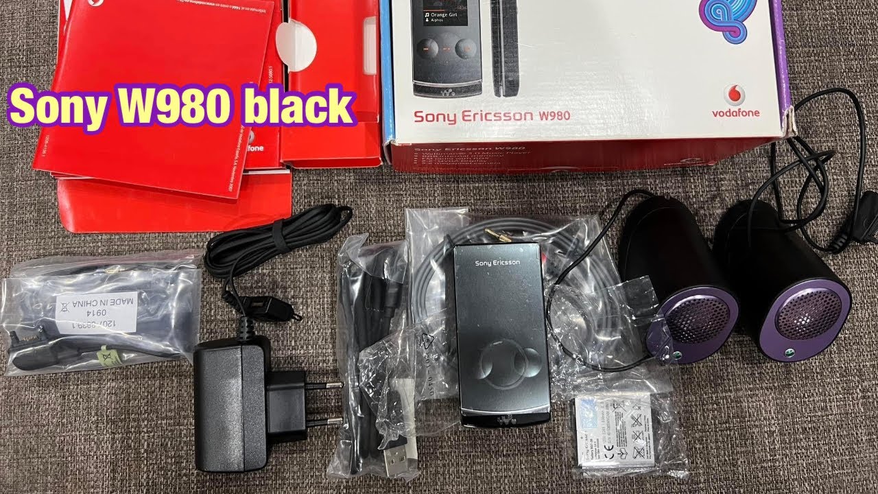 Điện Thoại Sony W980 Black K&egrave;m Cặp loa nghe nhạc si&ecirc;u hay , m&aacute;y mới 100% chưa qua sử dụng .