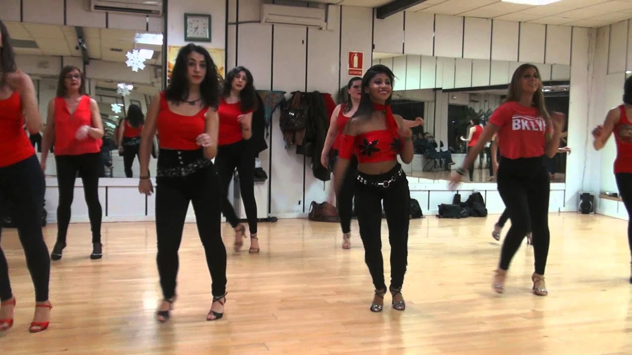 BACHATA LADY STYLE . EL AMOR QUE PERDIMOS - PRINCE ROYCE