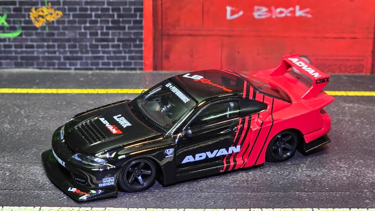 LB-Super SilhouetteNissan S15 SILVIA - MiniGT - Unboxing.