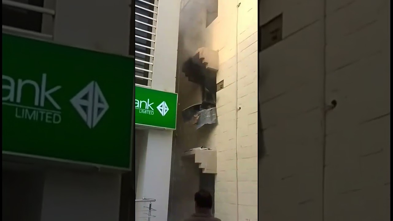 Blast cylinder in NUML university 2 boys death #greentribunal @Numltv @ArynewsTvofficial