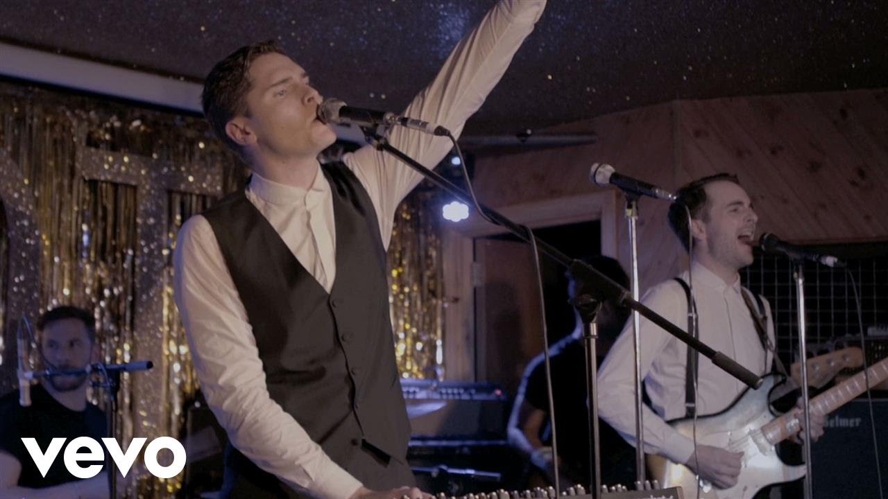 Her - Queens (Live at Moth Club)