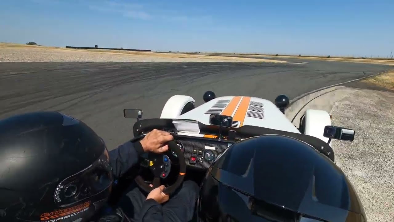 Caterham 275R Fontenay le comte Bruno
