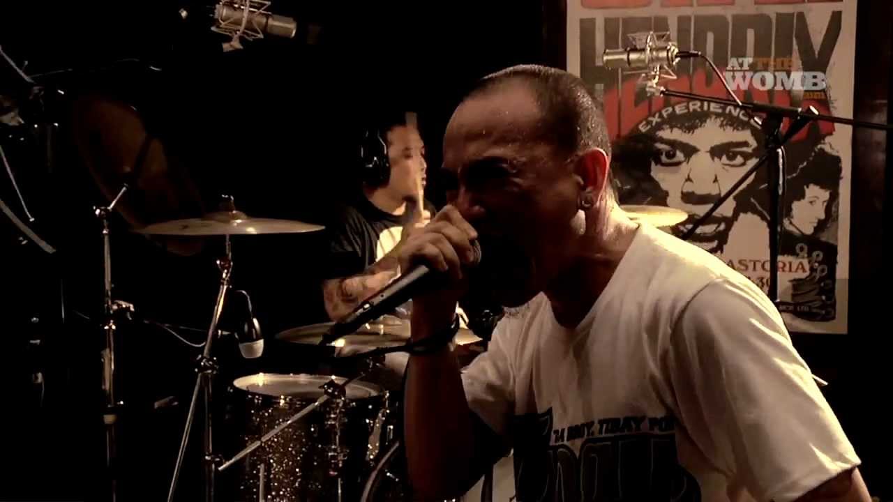 Greyhoundz - Quicksand - Alive at the Womb 2011