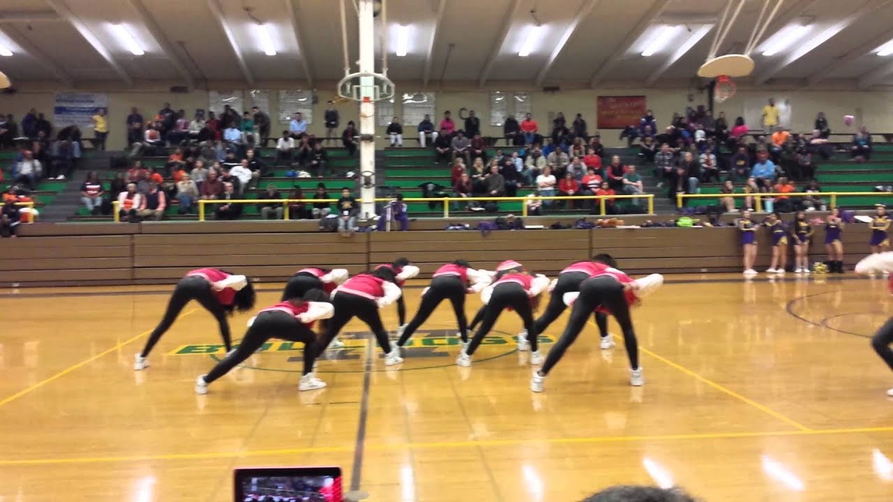 Waukegan Bulldogs Dance Team