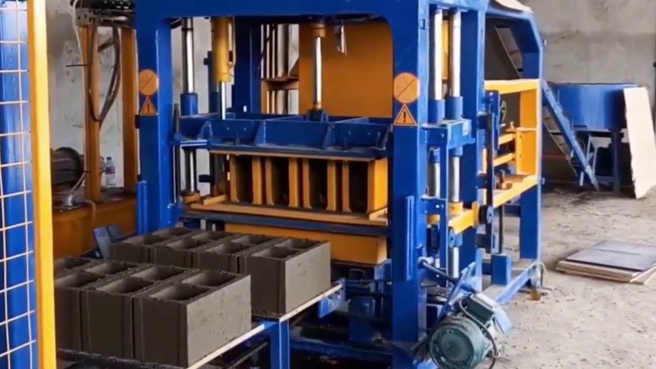 Machine a brique MG 4.1 pondeuse de brique, presse a parpaing - machinedeparpaing.com