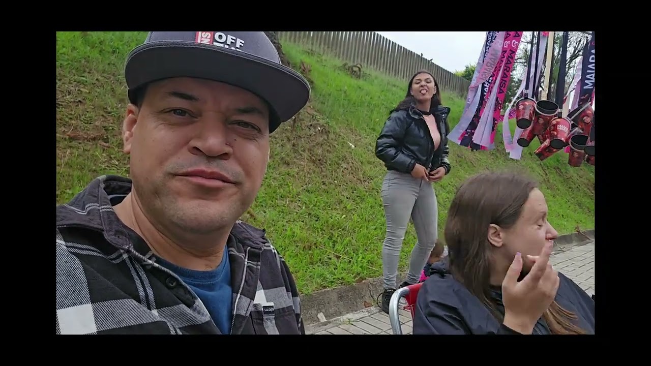 MAIARA E MARAISA EM CAMPO LARGO