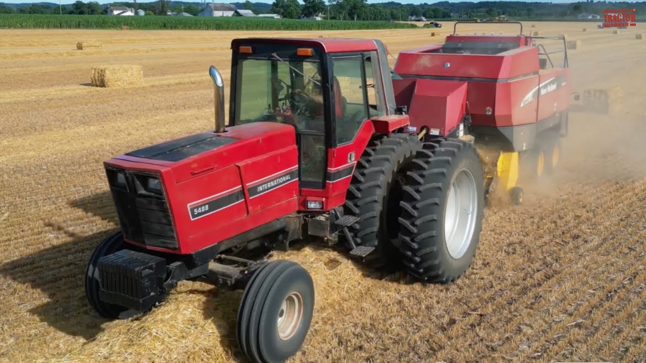 INTERNATIONAL 5488 Tractor Big Baling Straw