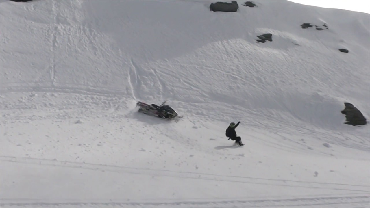 Epic Snowmobile Fails 2020