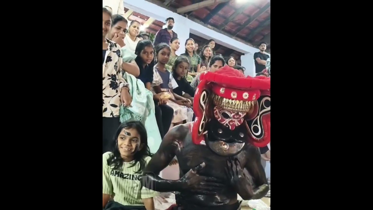 പുത്തലം ഭഗവതി ക്ഷത്രം പാമ്പൂരി കോലം മായ്ക്കൽ