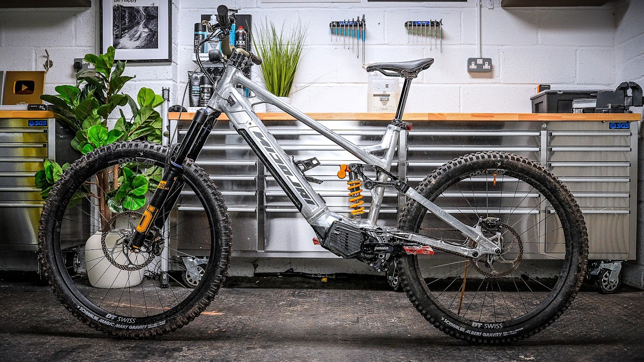 I Ditched the Derailleur: Living with the Pinion MGU