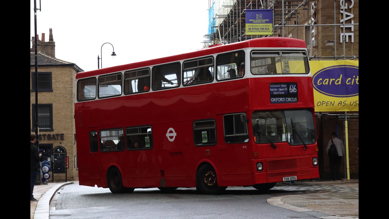 Journey on London MCW Metrobus M5 (THX 105S)@ 34 (Pennines Community BusDay) | Halifax ↺ Claremount