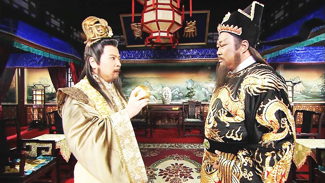 被瞧不起的瞎眼老太太拿出金丸，八賢王直接嚇懵，立馬下跪行禮！🔥Movie