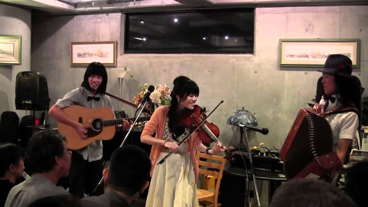 トリコロール　2012　Irish band tricolor　　アイリッシュ　Polka Set