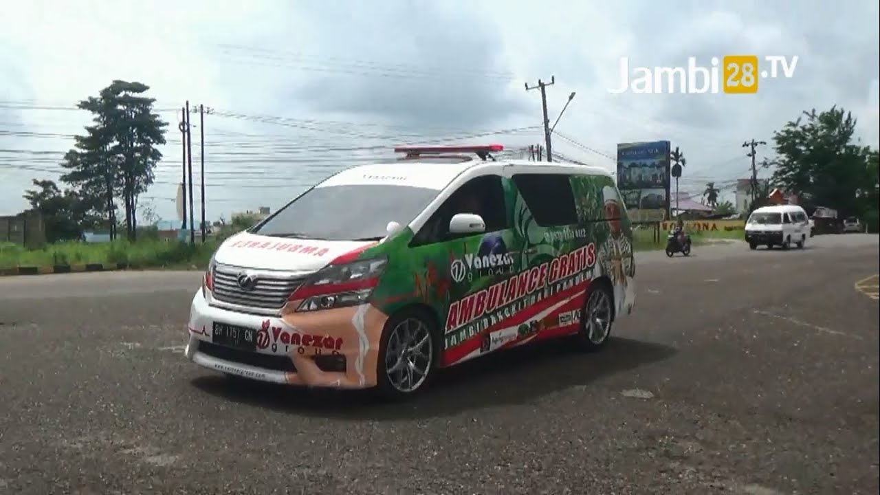 Sedekah Ekstrim, Mobil Mewah Disulap jadi Ambulance Gratis