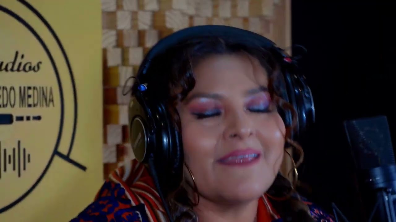 Flor de Capulí - Q´omer molle Primicia 2023