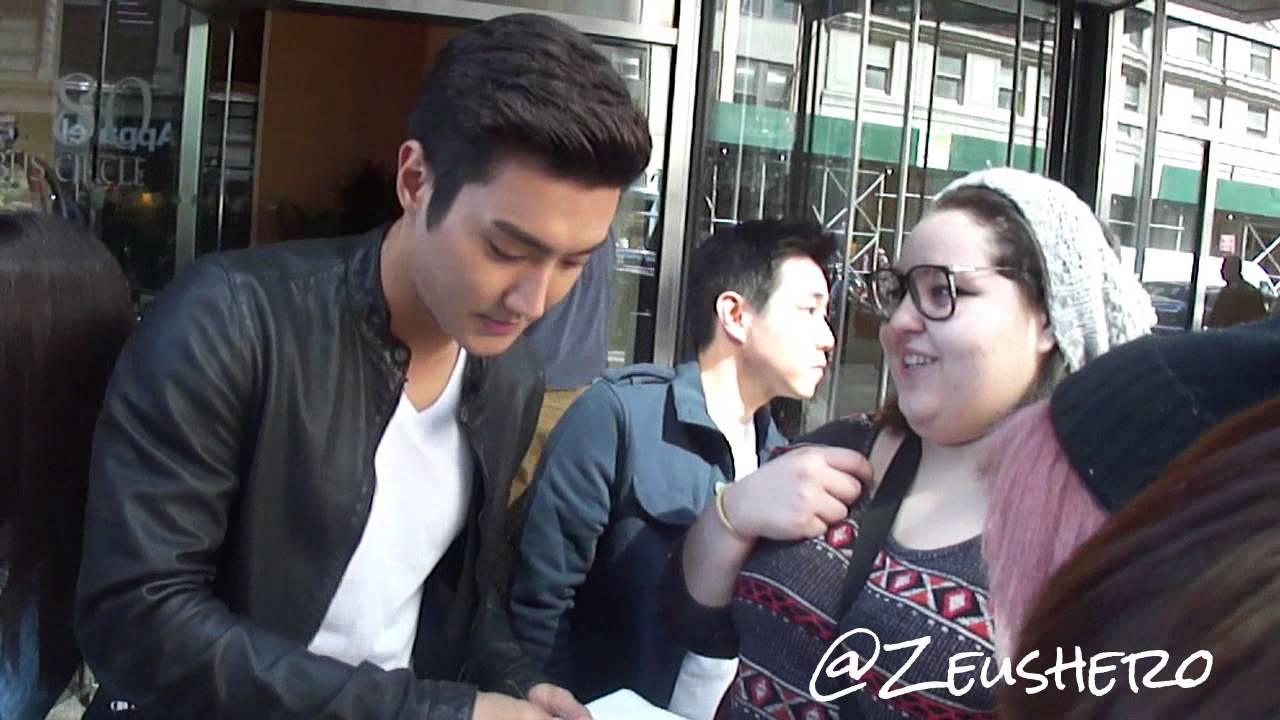 Siwon Choi 최시원 Super Junior leaving hotel @ Mandarin Oriental NYC 130506