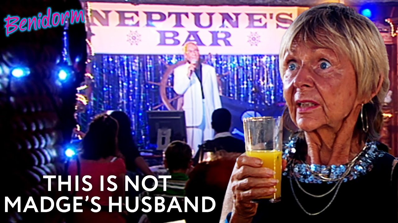 Funniest Moments at Neptune's Bar | Benidorm