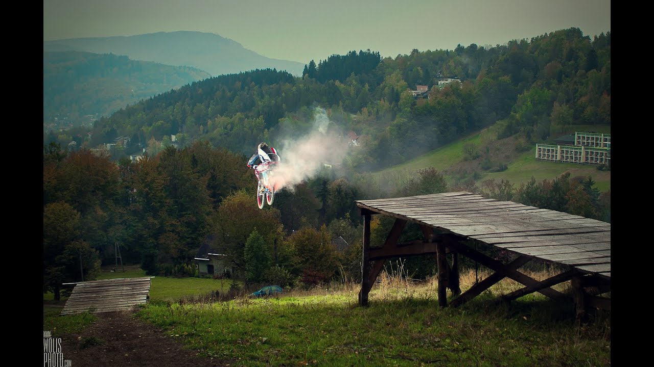 Ride Your Way 2: Bling - Remek Oleszkiewicz FR DH MTB