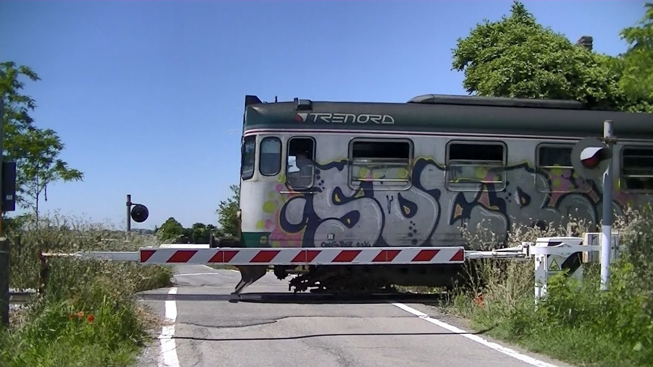 Spoorwegovergang Colorno (I) // Railroad crossing // Passaggio a livello
