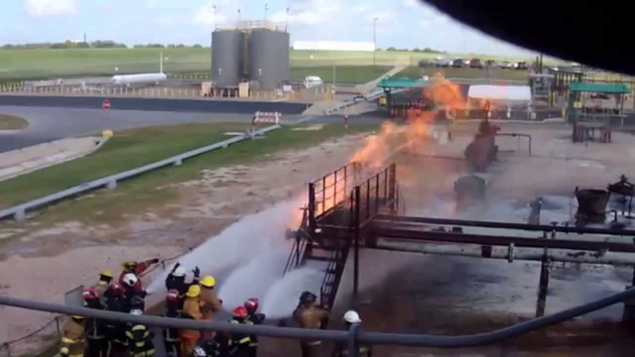 Curso de Operaciones contra Incendios Marinos TEEX 2014