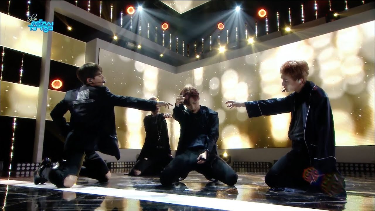 SHINee - Who Waits For Loveㅣ샤이니 - 독감 [Show Music Core Ep 592]