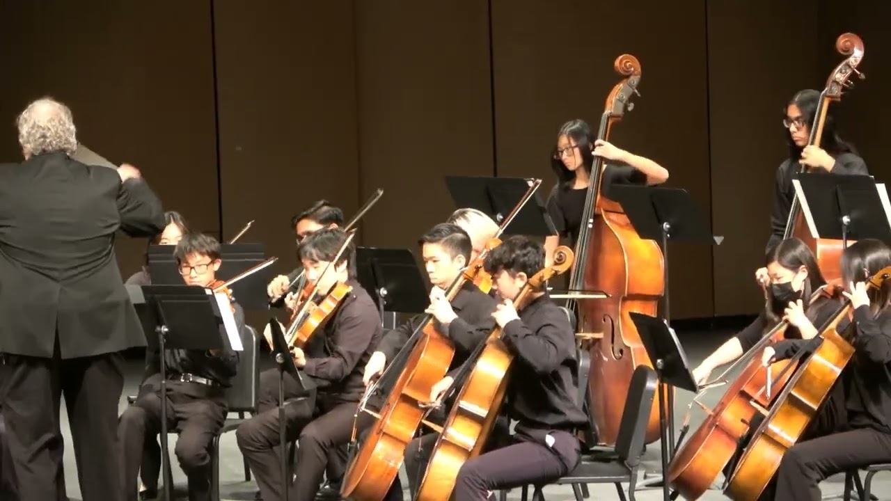 The Emerald Falcon by Richard Meyer represented by Valencia Sinfonia High School