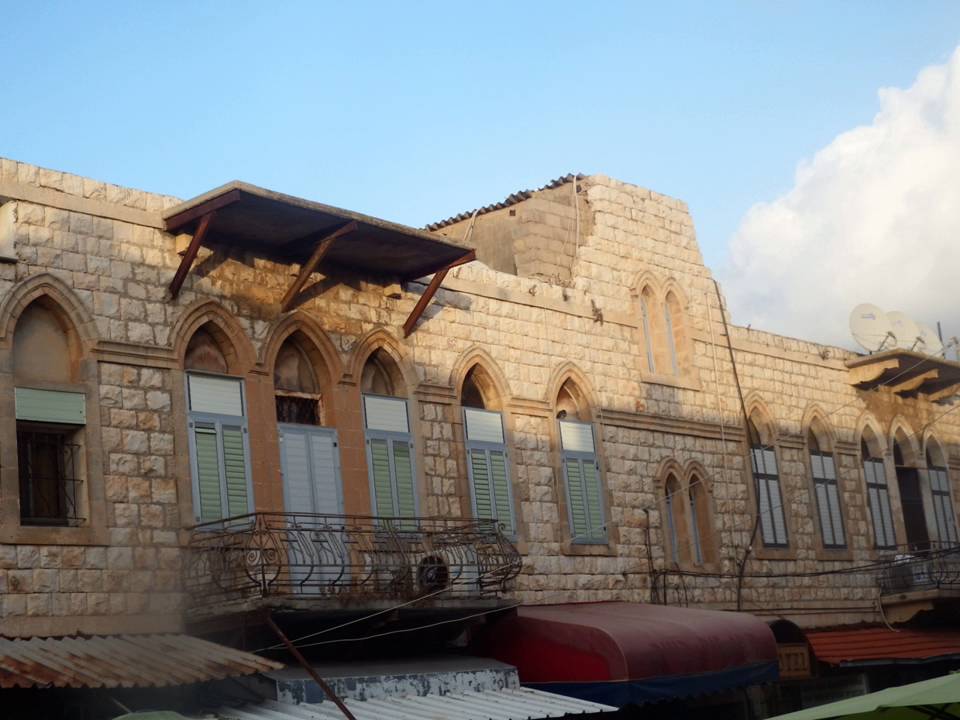 בין חומות עכו העתיקה  (אוקטובר 2014)