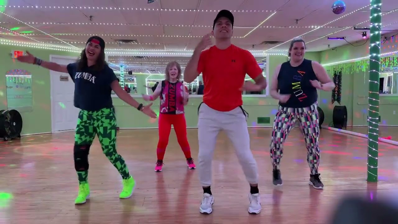 SALSA | La Noche by Ronald Borjas & Gente de Zona |  Choreography by Diego, Casey and Marianela