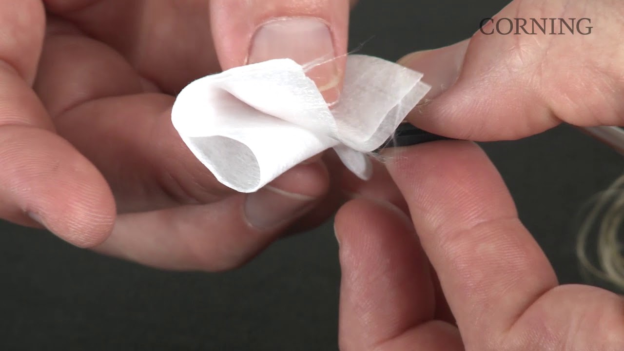Installation of the FuseLite® MTP®-Compatible Connector on 3 mm Round Cable