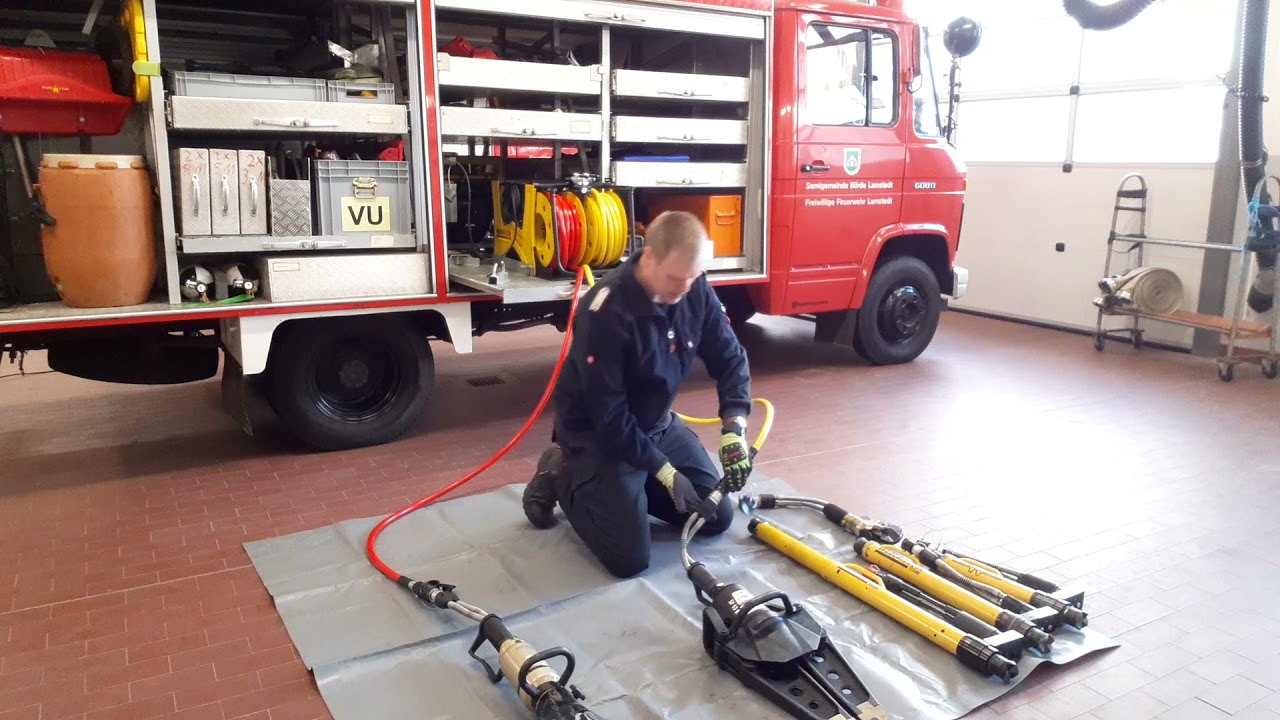 Bedienung der hydraulischen Rettungsgeräte