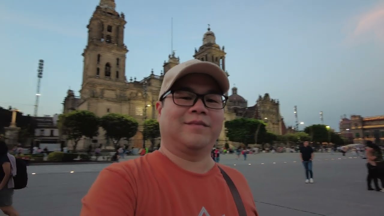 Mexico City | Ciudad de M&eacute;xico - 5/11 - Z&oacute;calo | Plaza de la Constituci&oacute;n | Metropolitan Cathedral