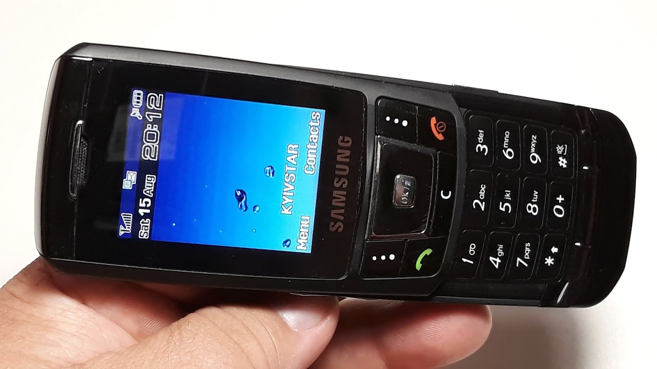 Samsung D900 бизнес телефон из 2006 года. Ретро телефон от Самсунг. Умели делать ! (02389)