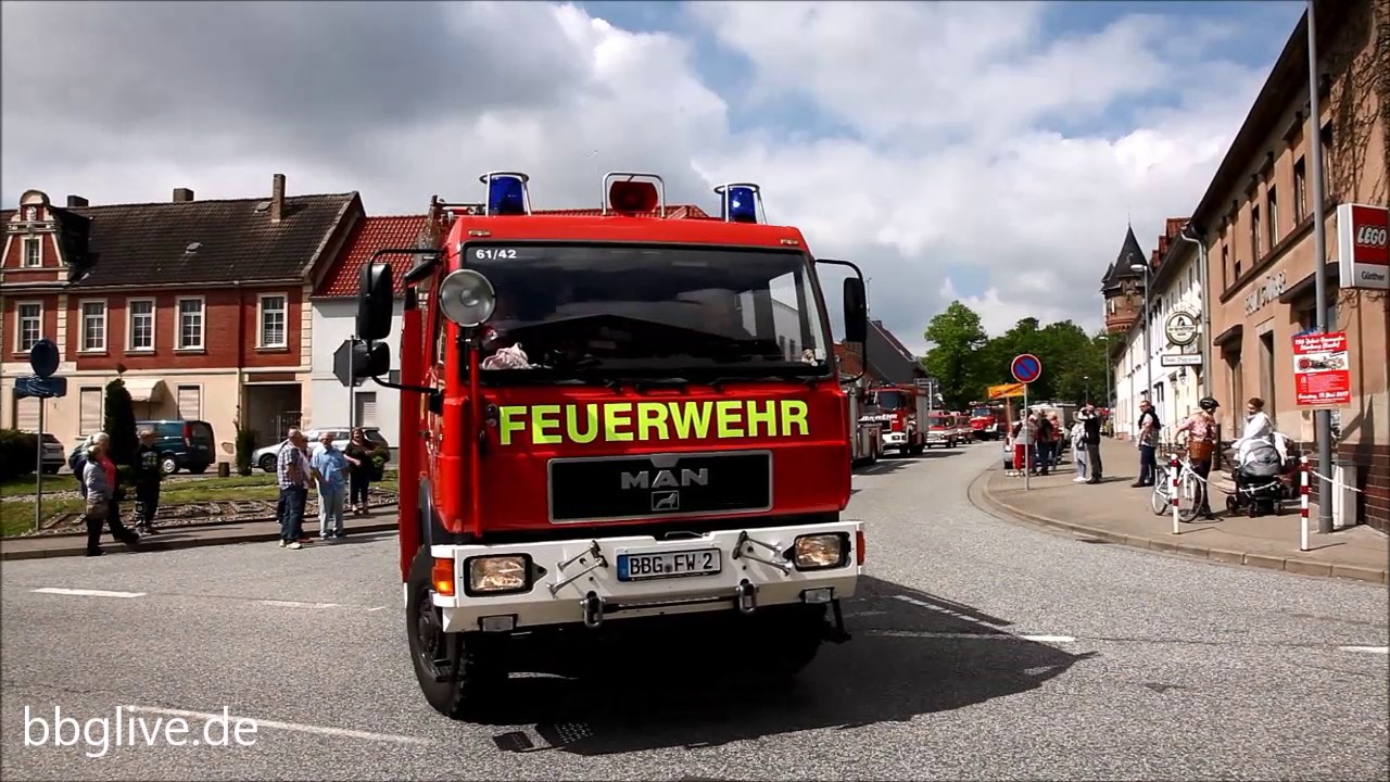 Feuerwehrparade Nienburg (Saale)