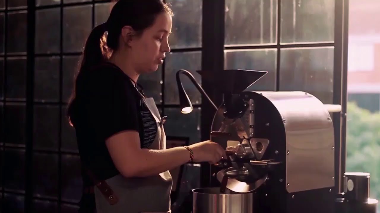 Tostadora de caf&eacute; 1 kg Prisma Coffee Tech. Coffee Roasting Machine. Luisa Quintero Maestra Tostadora