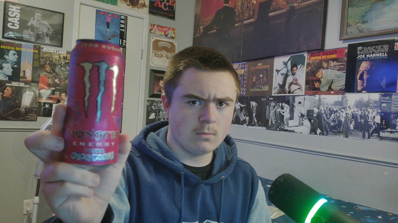 Trying Ultra Punk Punch Monster!