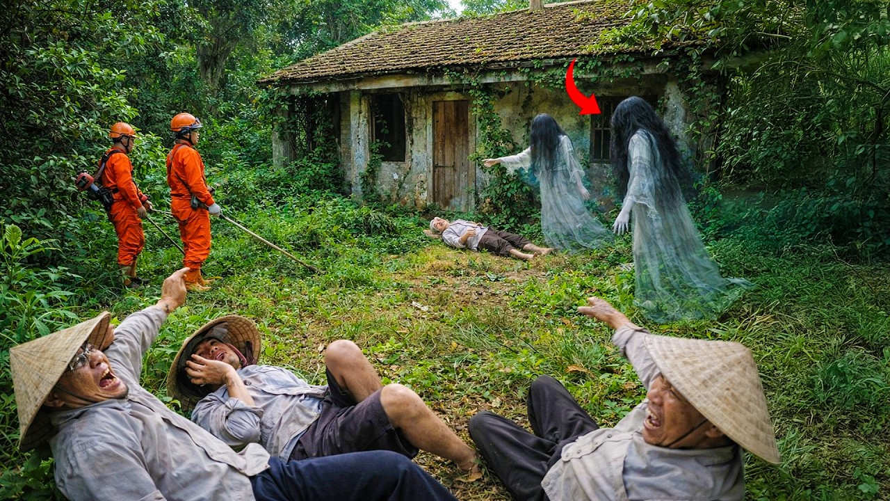 Time Lapse: 72 Hours Cleaning a Haunted House in the Jungle – Two Ghosts Suddenly Appear! 😱👻