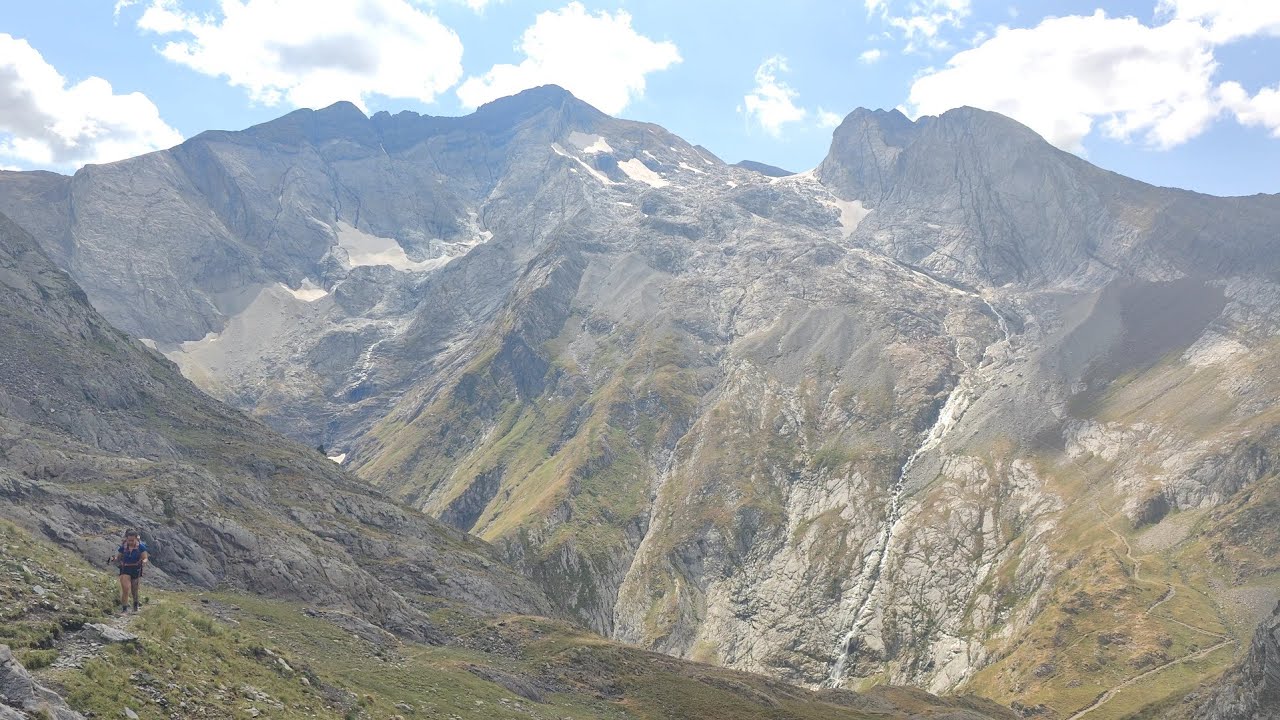 Bivouac au Lac des Gentianes - Lac d'Estom, Petit Vignemale et Pic d'Estom Soubiran