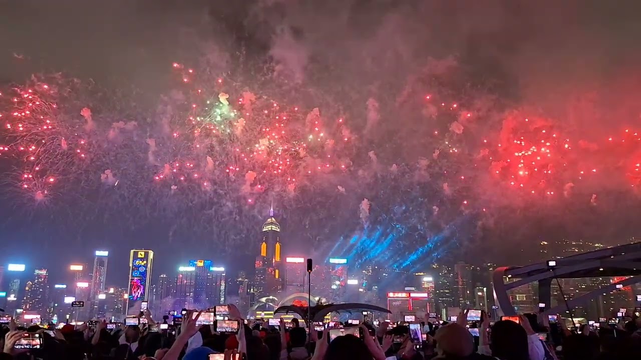 260218維港煙花01