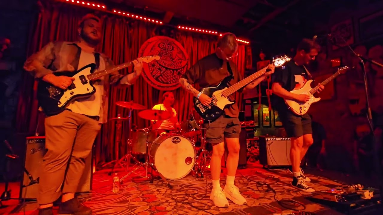 Via Luna - No One Cares (Live @ Three Links, Dallas, TX, 7/17/23)