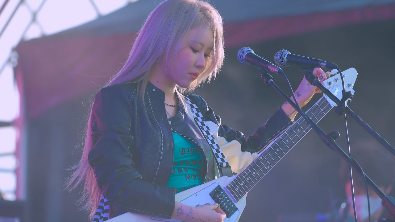 221001 백예린 I 더 발룬티어스 'PINKTOP' 직캠 The Volunteers fancam 가사 자막 해석 @ 부산 국제 록 페스티벌 by Jinoo