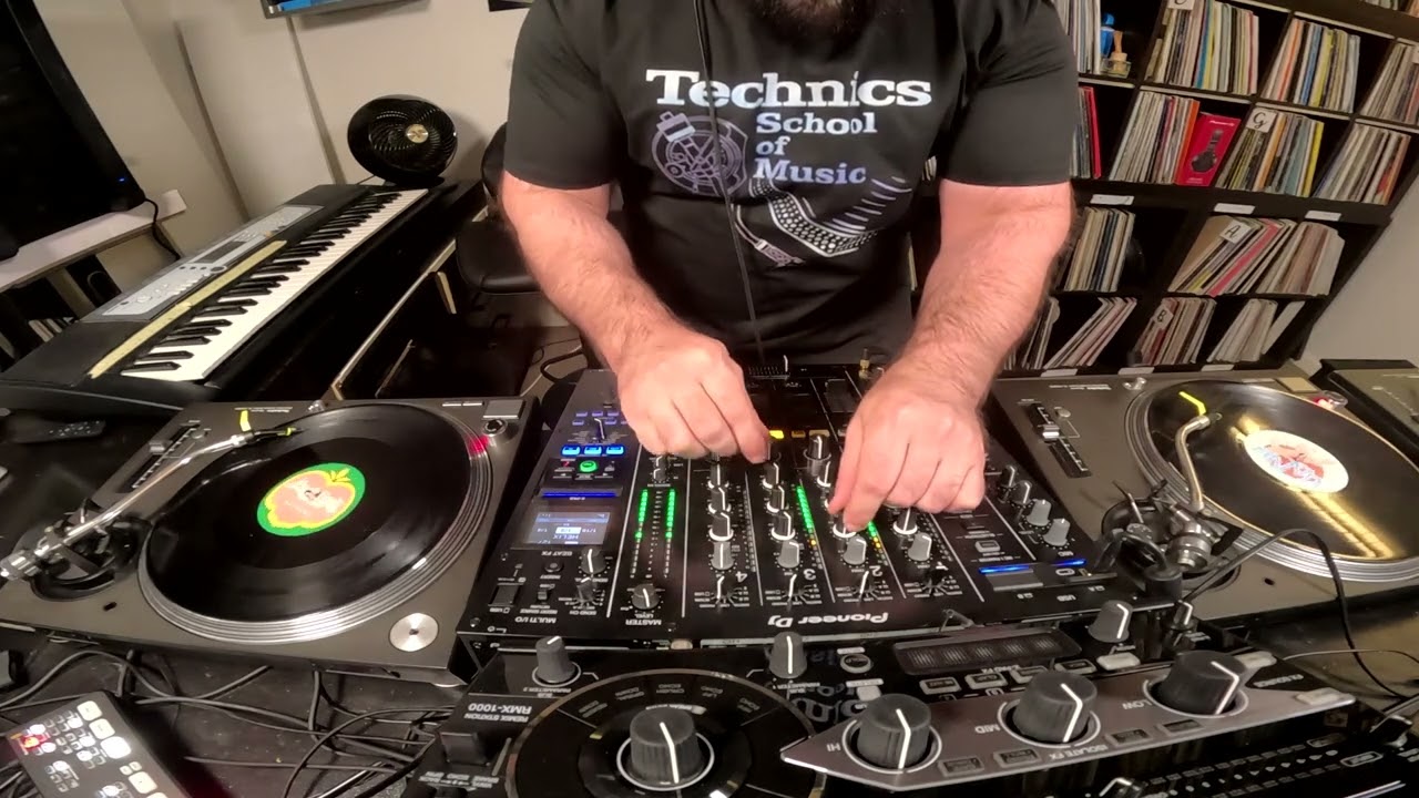 Classic Progressive House - God Save the Queer