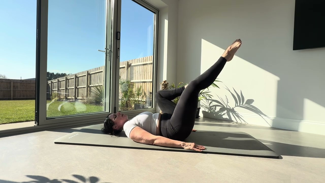 “15-Minute Pilates Abs Workout for Perimenopause, Menopause & Beyond”