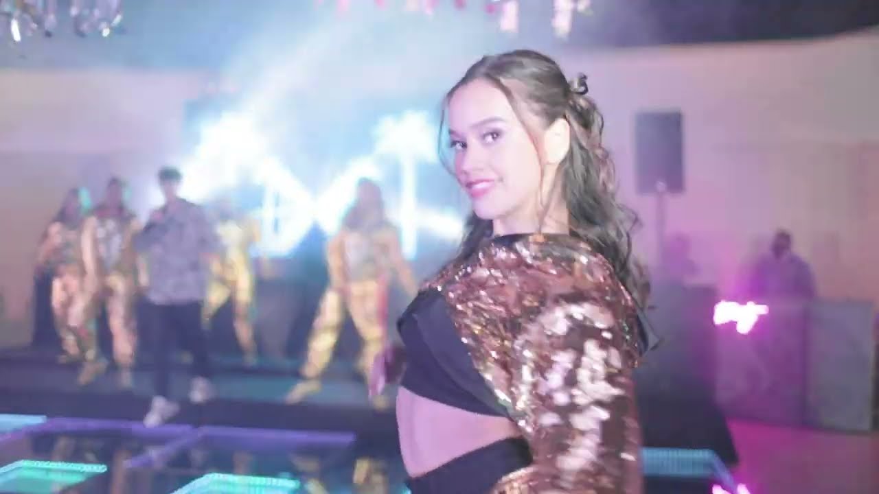 Mia Caroli - Baile Moderno XV A&ntilde;os
