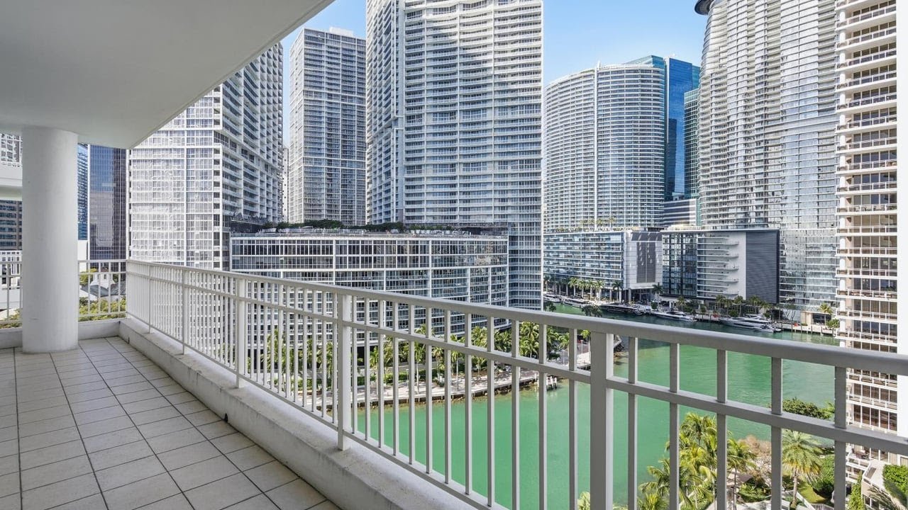 801 Brickell Key Blvd, Miami, FL
